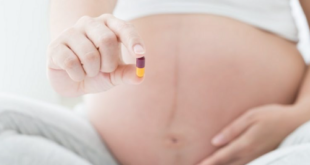 Mẹ bầu cần bổ sung đầy đủ axit folic trong thai kỳ để tránh nguy cơ dị tật ống thần kinh
