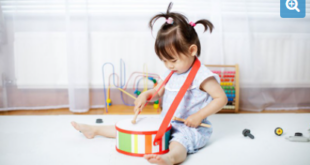 Phụ huynh cũng có thể kích thích sự phát triển các giác quan và trí nhớ của trẻ qua những trò chơi tương tác